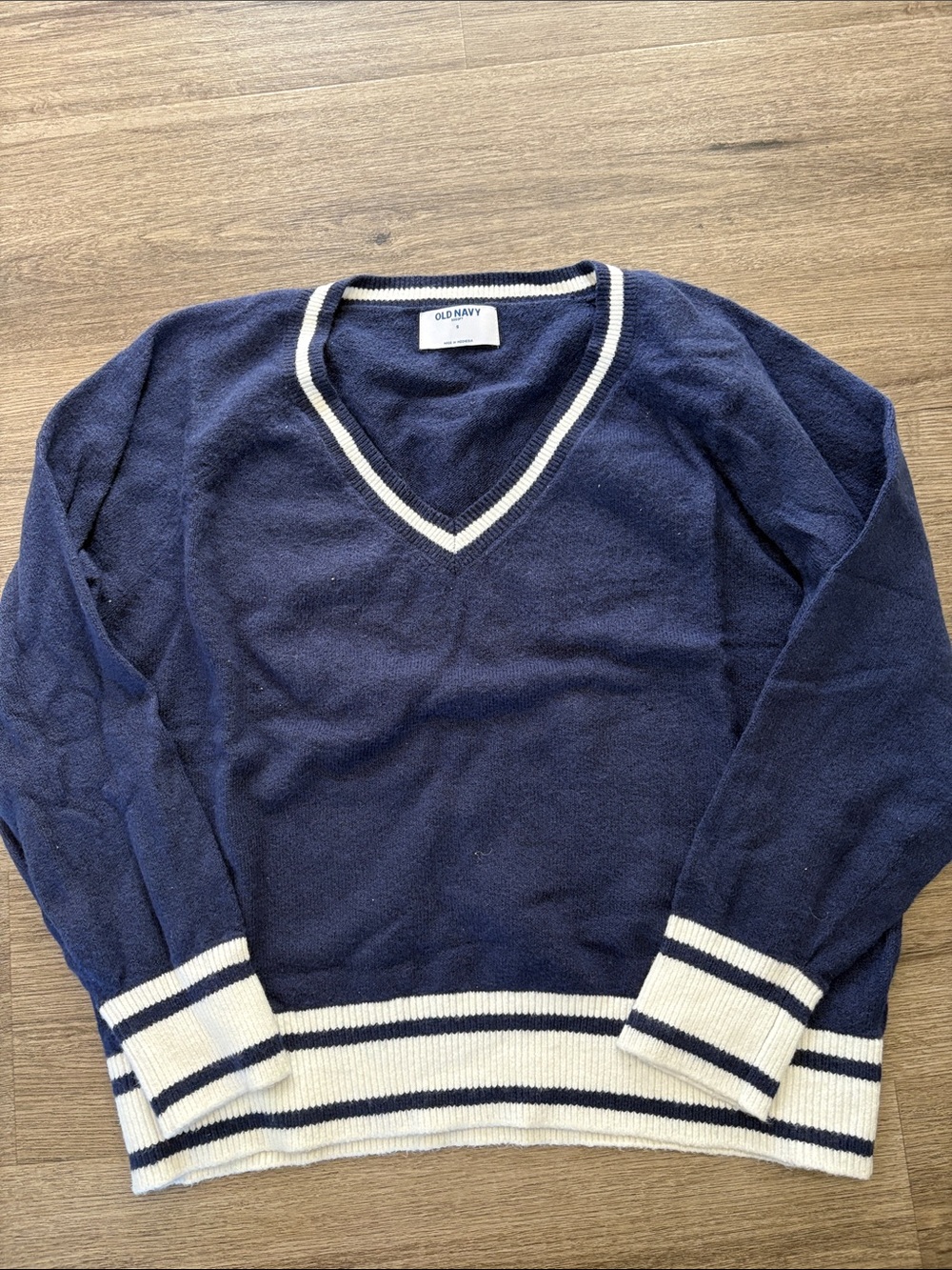 Old Navy Navy V-Neck Sweater with White Striped Trim
